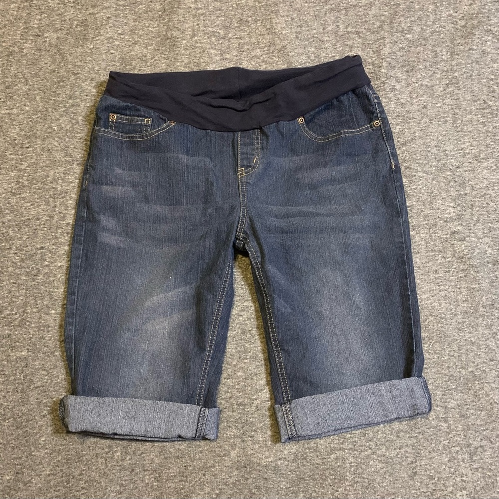 Womans Maternity Attitude Unknown Jean Shorts
